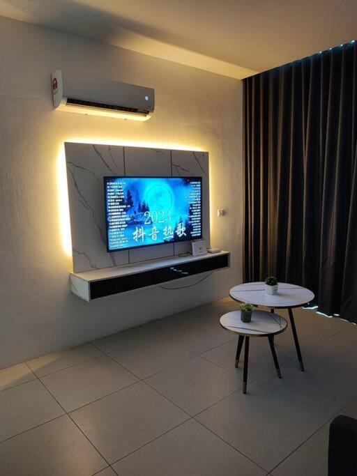 3rd Mile Yarra Park Apartment Kuching